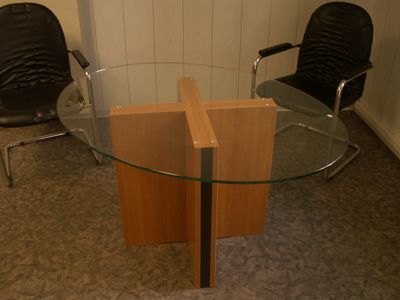 Tisch der Tischlerei Kuckuck